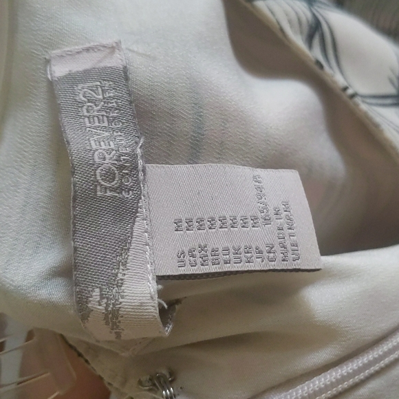 Forever 21 summer dress - Picture 3 of 4